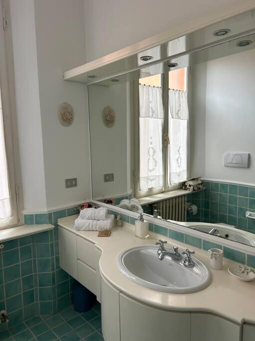 Centro Storico Residenza Di Charme Apartment Rimini Ngoại thất bức ảnh